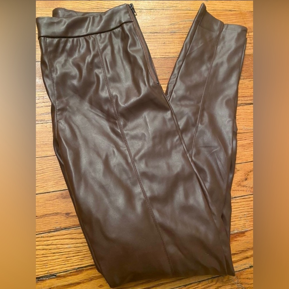 Faux leather brown Leggings 
Size S 
Worn 2x
Side zipper 
Front ankle cuff